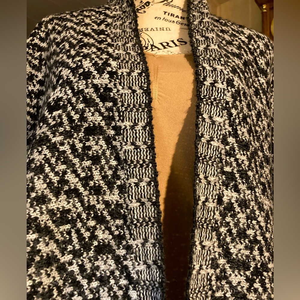CJBanks Cardigan X